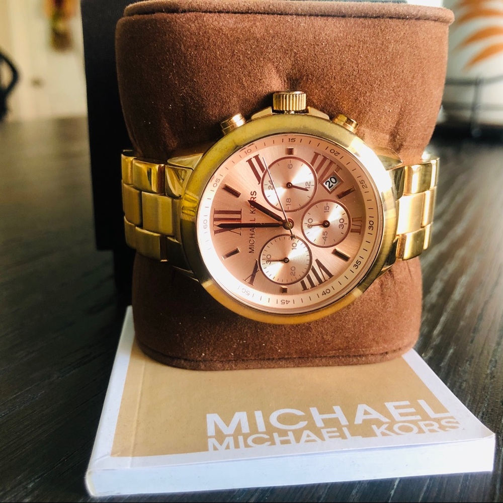 Michael Kors Women Watch - Picture 1 of 5